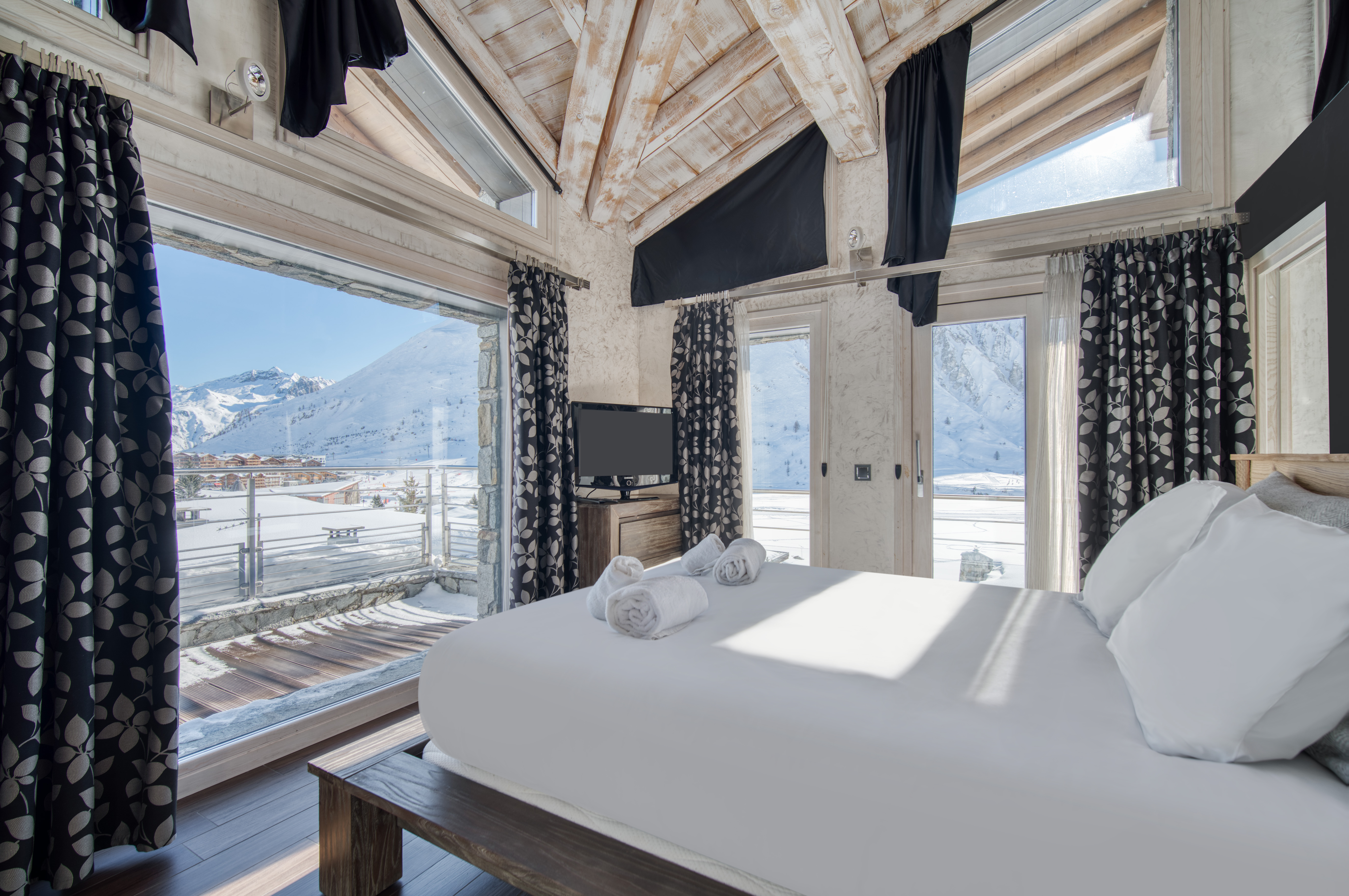 Want to rent a private chalet your winter vacation? A childhood dream within your reach!