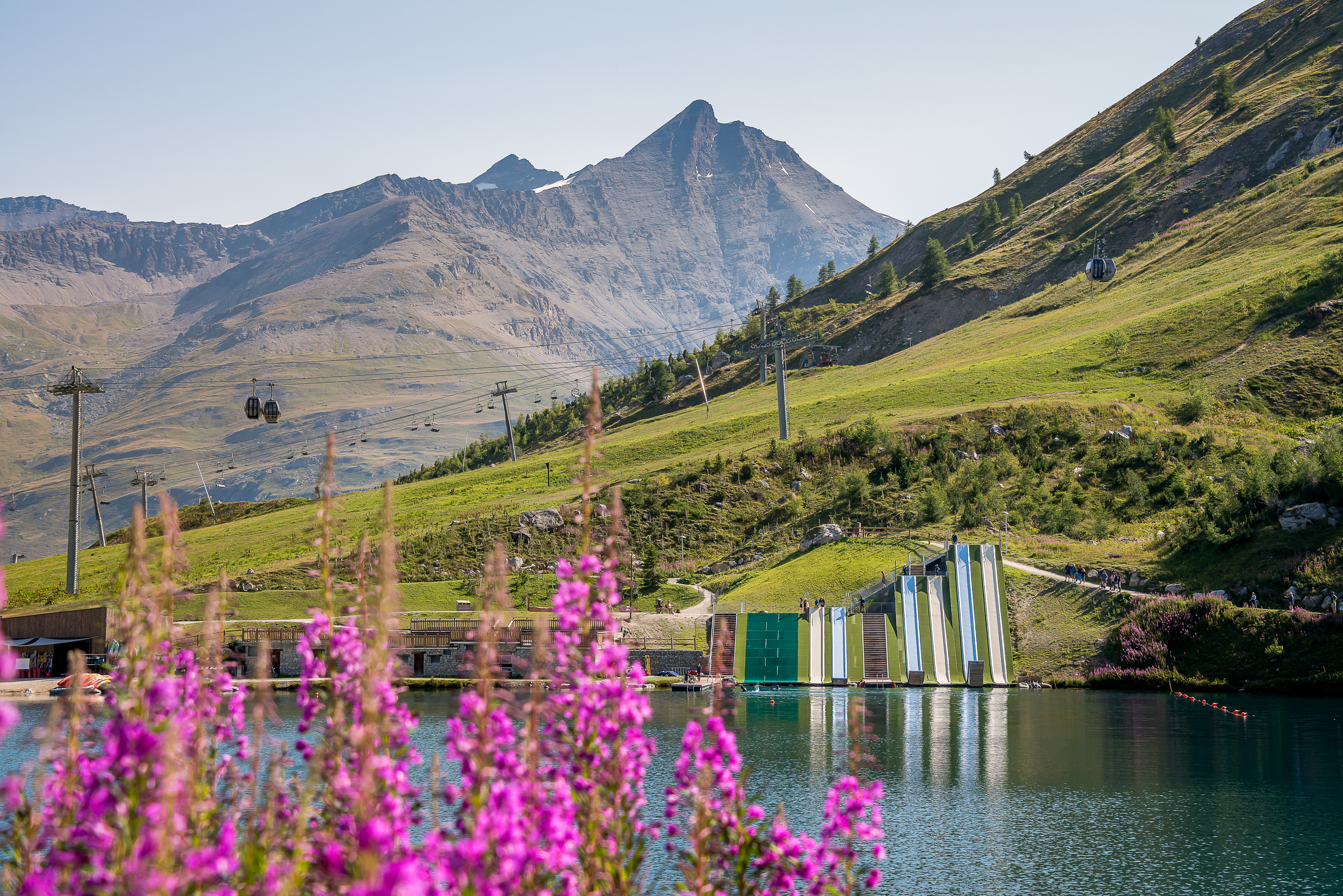 5 Good Reasons to Extend Your Summer Stay in the Mountains