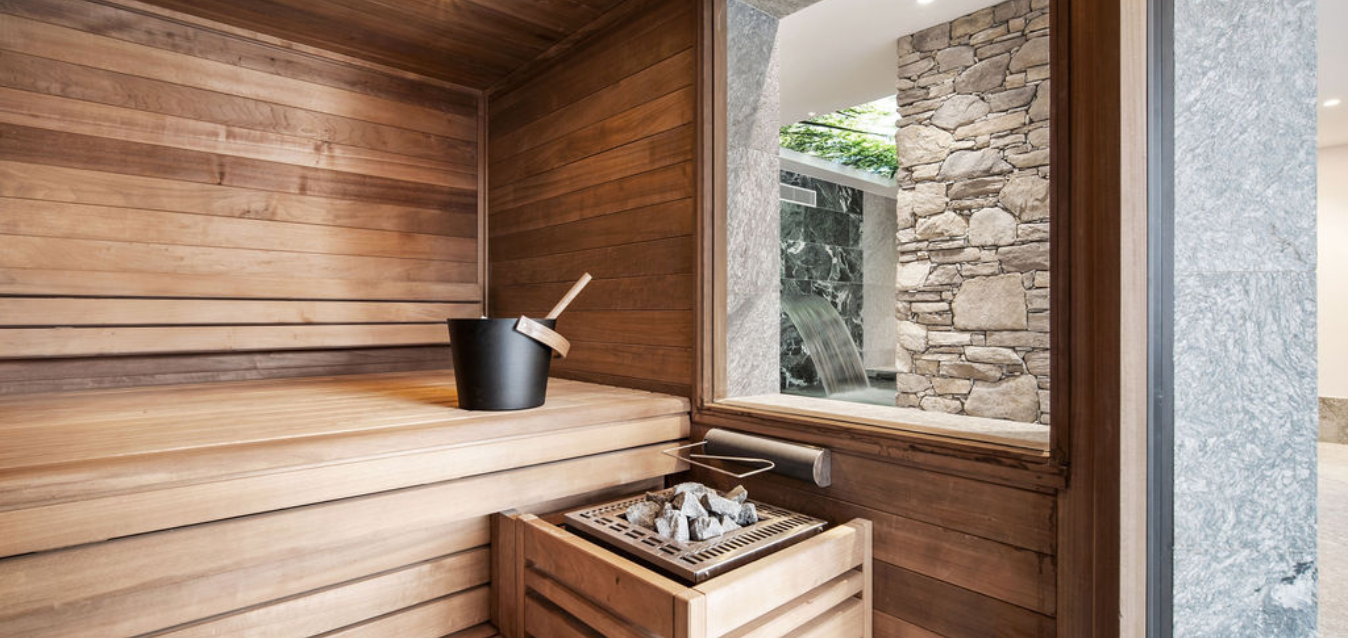 Sauna from 4:00 p.m. to 8:00 p.m.