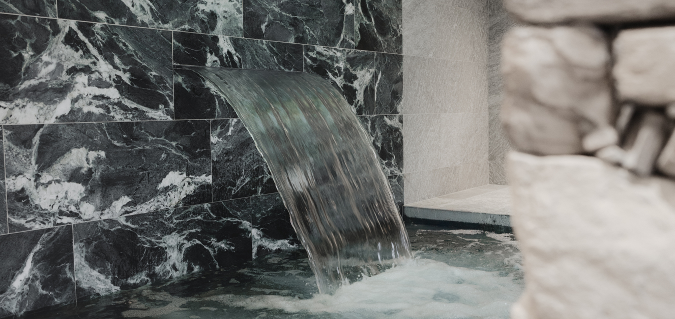 XXL Jacuzzi from 2:00 p.m. to 8:00 p.m.