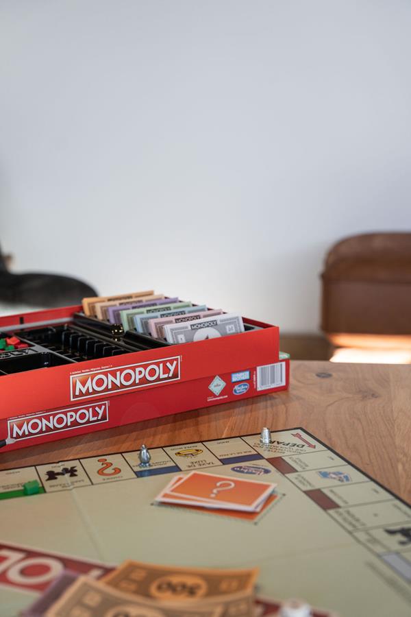 BOARD GAMES