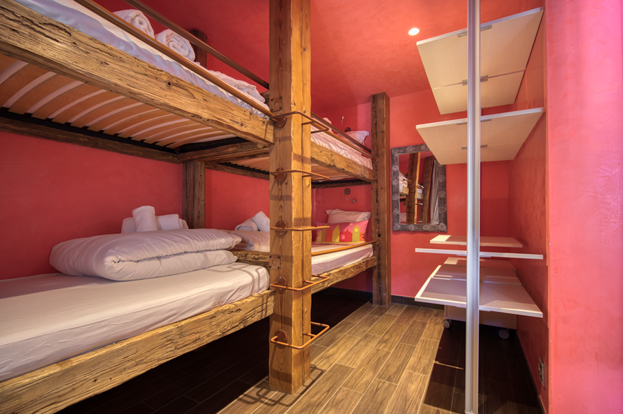 Coin nuit attenant à la Ch.4 avec 2 lits superposés (4 couchages)